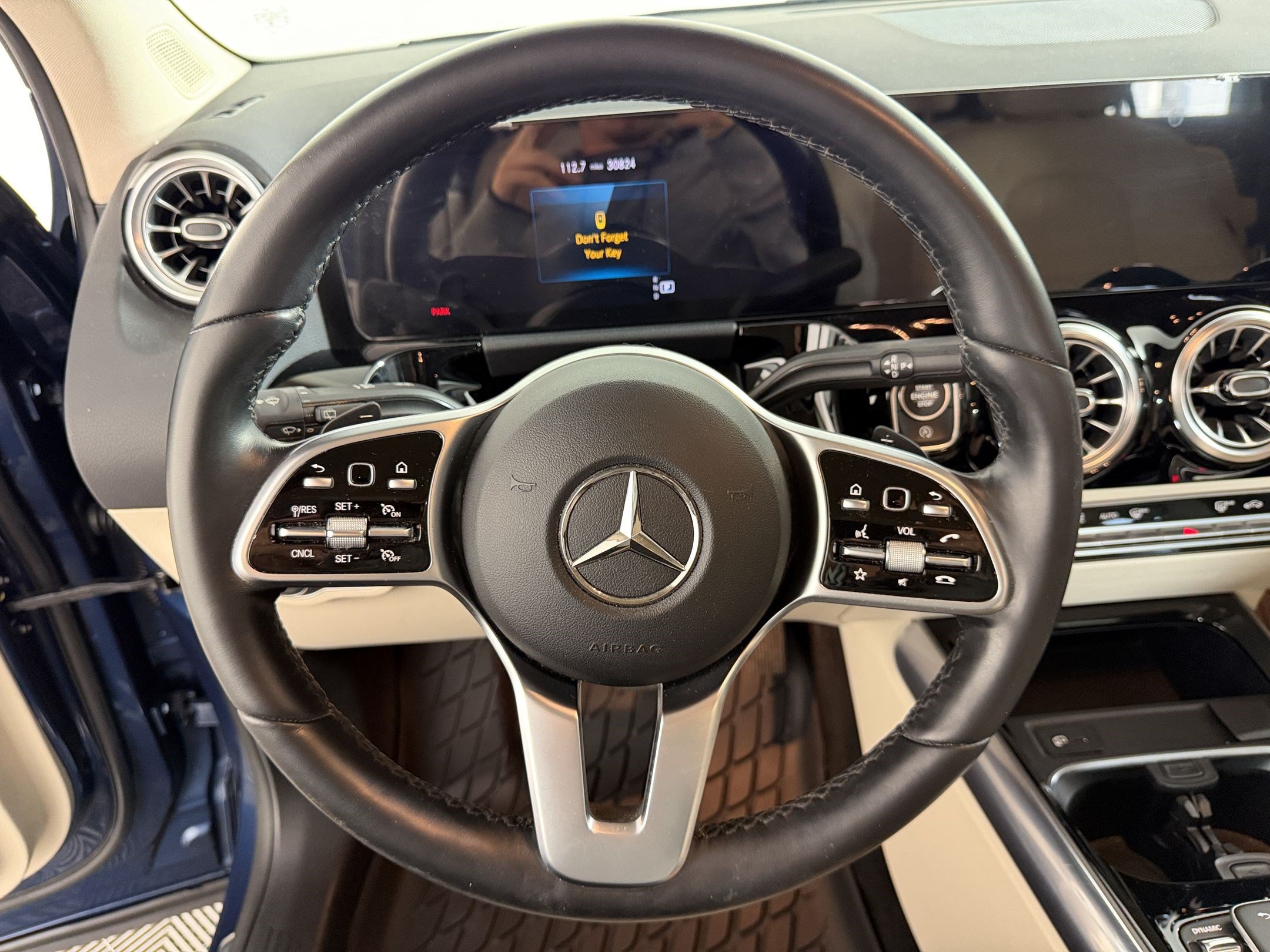 Used 2023 Mercedes-Benz GLA 250 4MATIC image 11