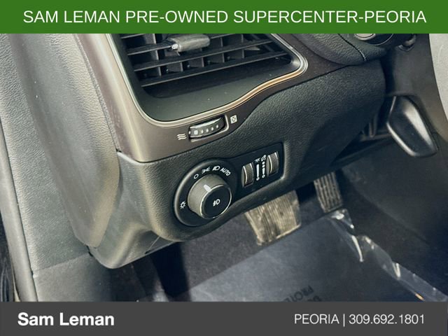 Used 2022 Jeep Cherokee Latitude Lux image 10