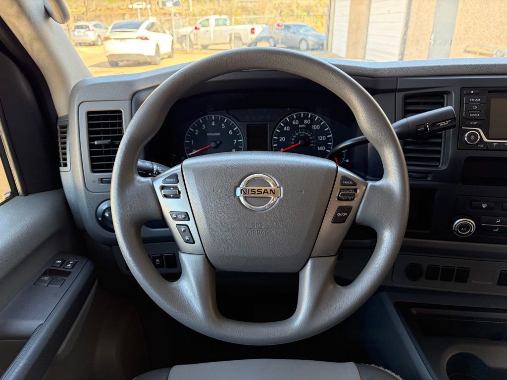 Used 2018 Nissan NV 3500 S image 37