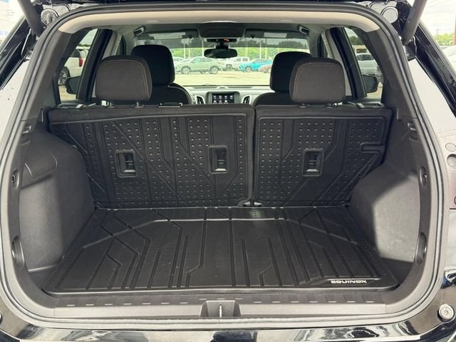 Used 2024 Chevrolet Equinox LT w/ LPO, Floor Liner Package FWD image 6