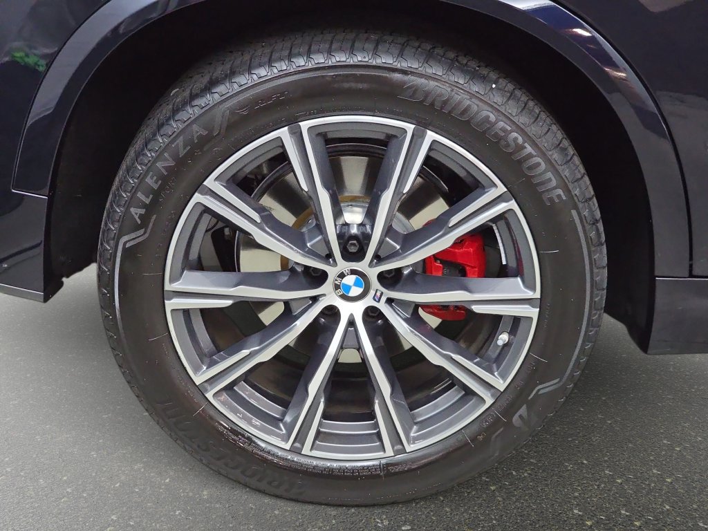Used 2026 BMW X5 xDrive40i w/ M Sport Package AWD/4WD image 34