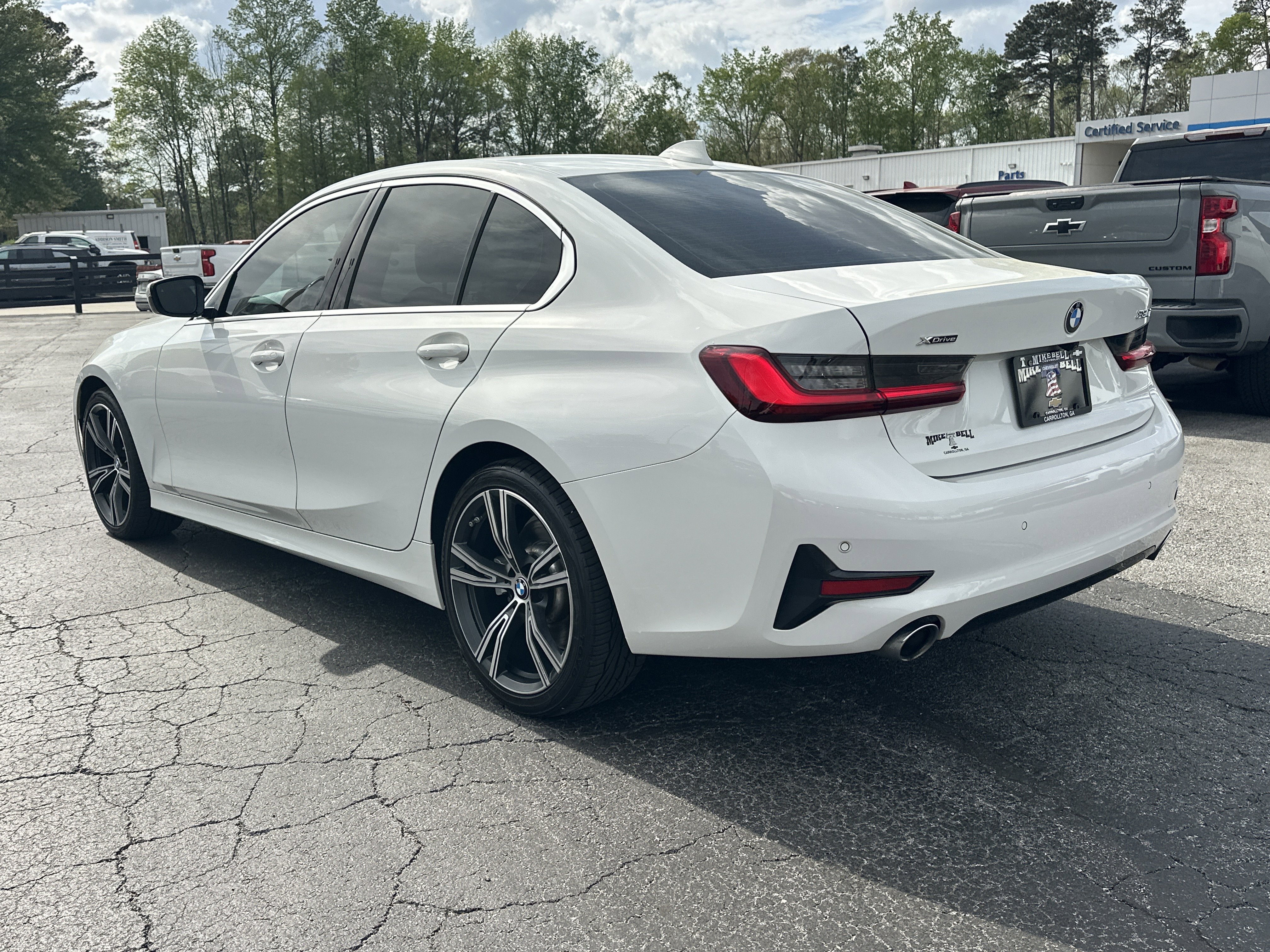 Used 2022 BMW 330i xDrive Sedan w/ Premium Package image 6