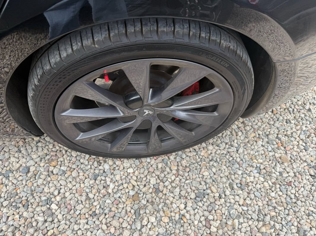 Used 2019 Tesla Model S Performance AWD/4WD image 36
