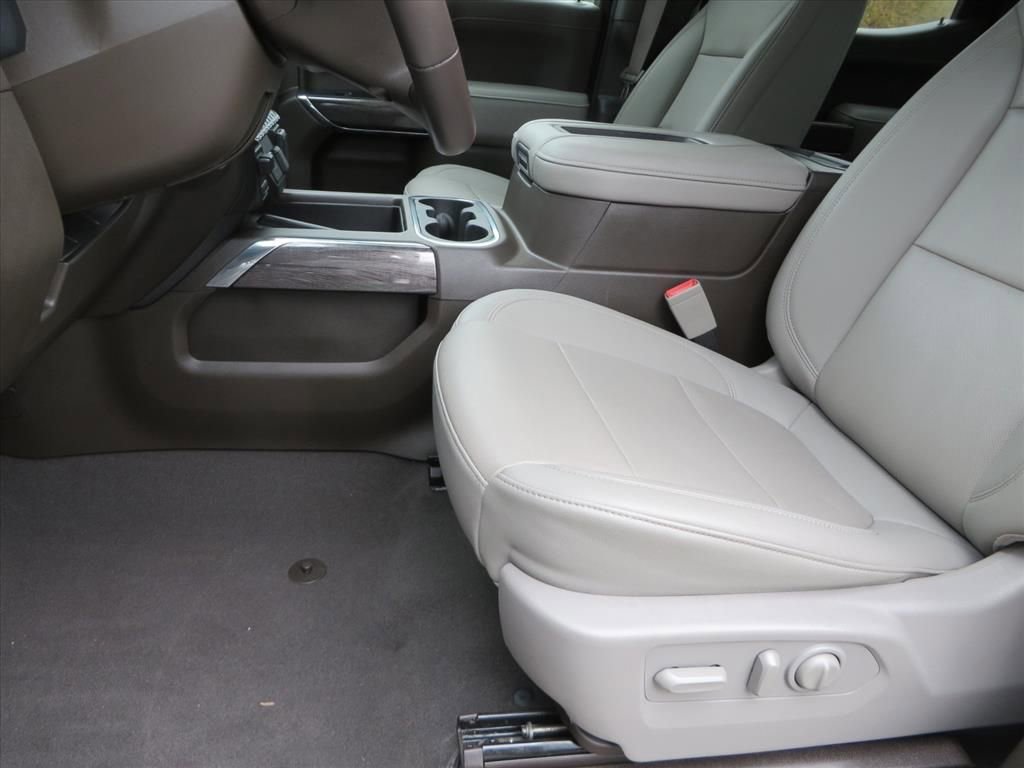 Used 2022 Chevrolet Silverado 1500 LTZ w/ LTZ Convenience Package II image 17