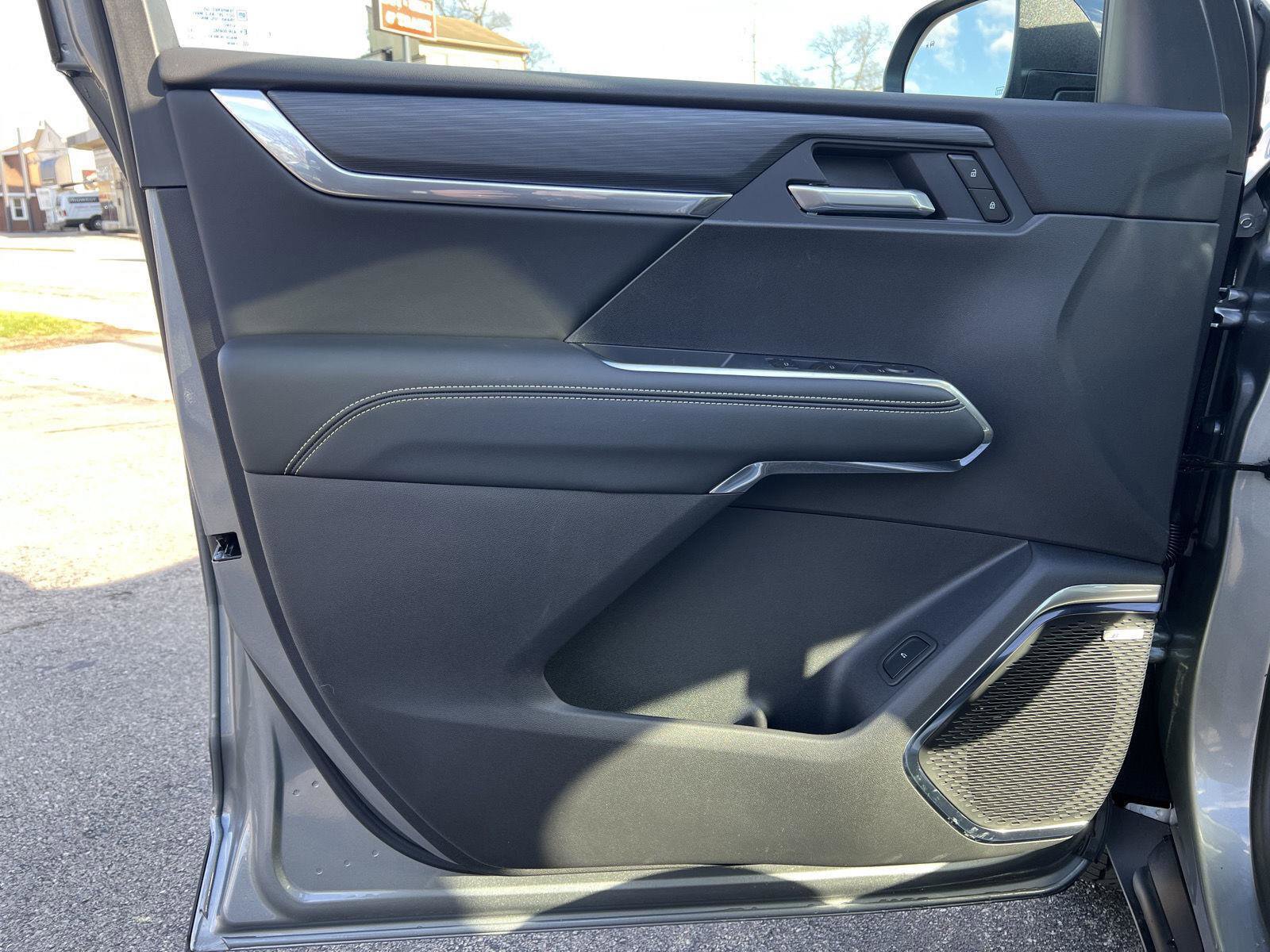 New 2026 GMC Acadia Elevation w/ Elevation Premium Package image 14