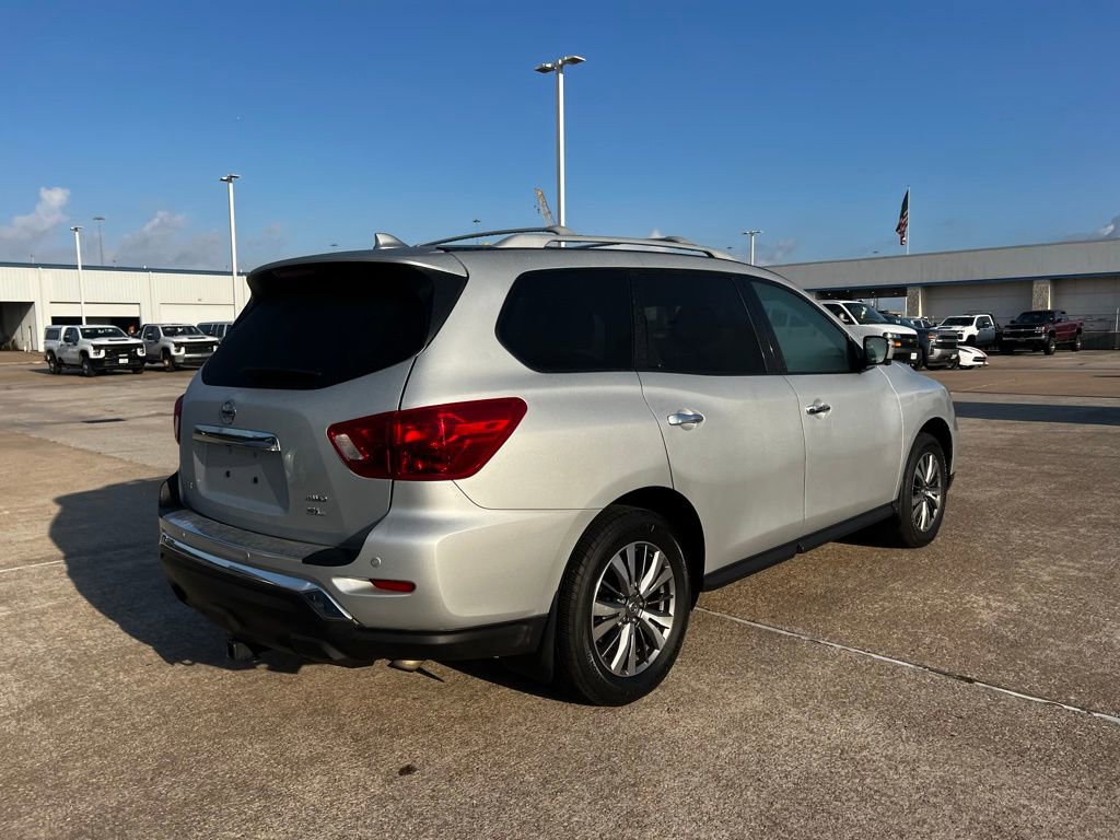 Used 2020 Nissan Pathfinder SL image 5