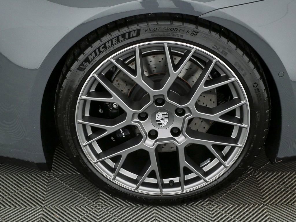 Certified 2025 Porsche 911 Carrera S image 36