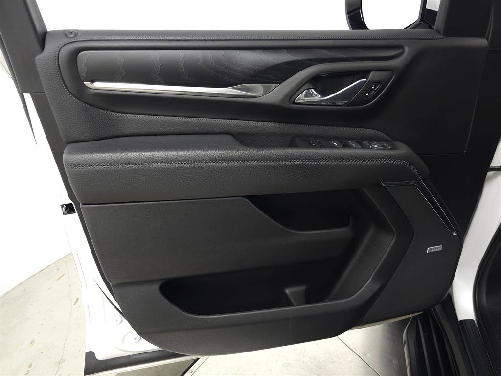 Used 2023 GMC Yukon Denali image 11