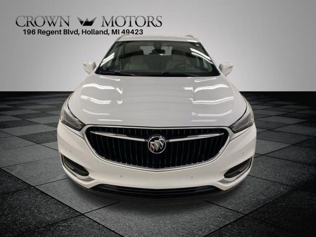 Used 2019 Buick Enclave Premium AWD/4WD image 2