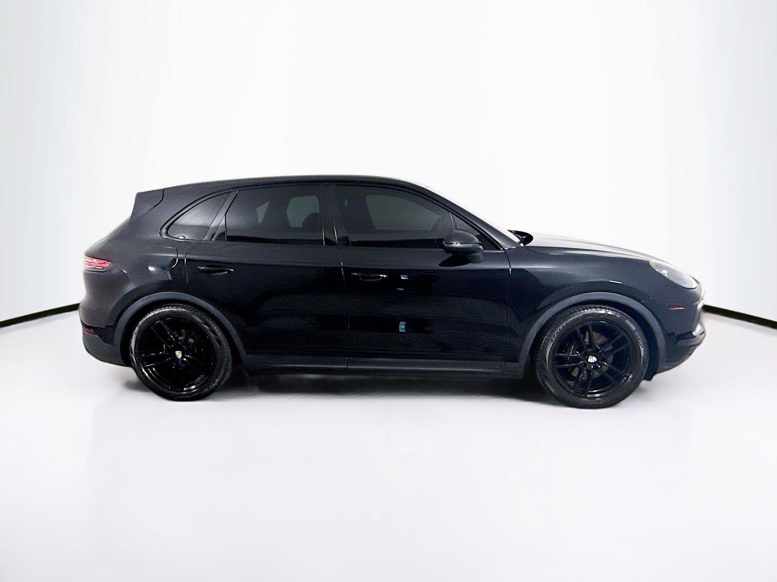 Used 2020 Porsche Cayenne AWD/4WD image 29