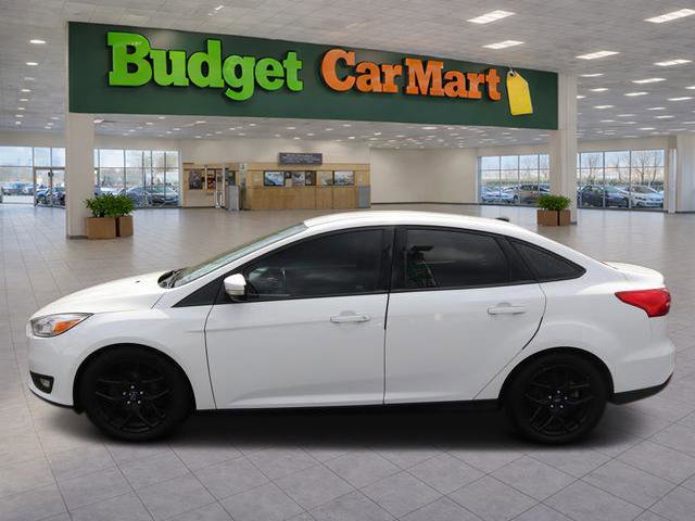 Used 2016 Ford Focus SE w/ Equipment Group 201A FWD image 4