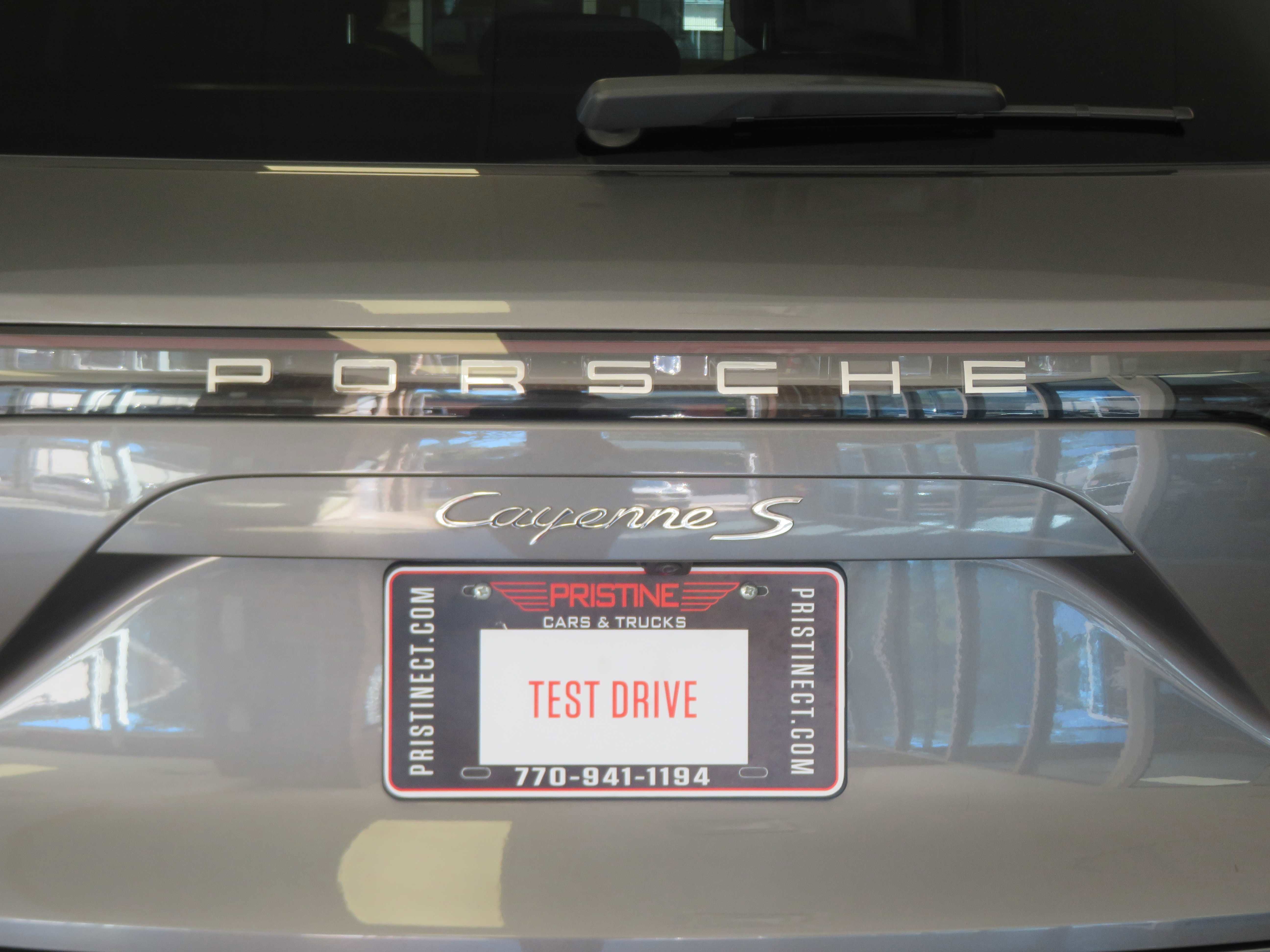 Used 2020 Porsche Cayenne S image 70