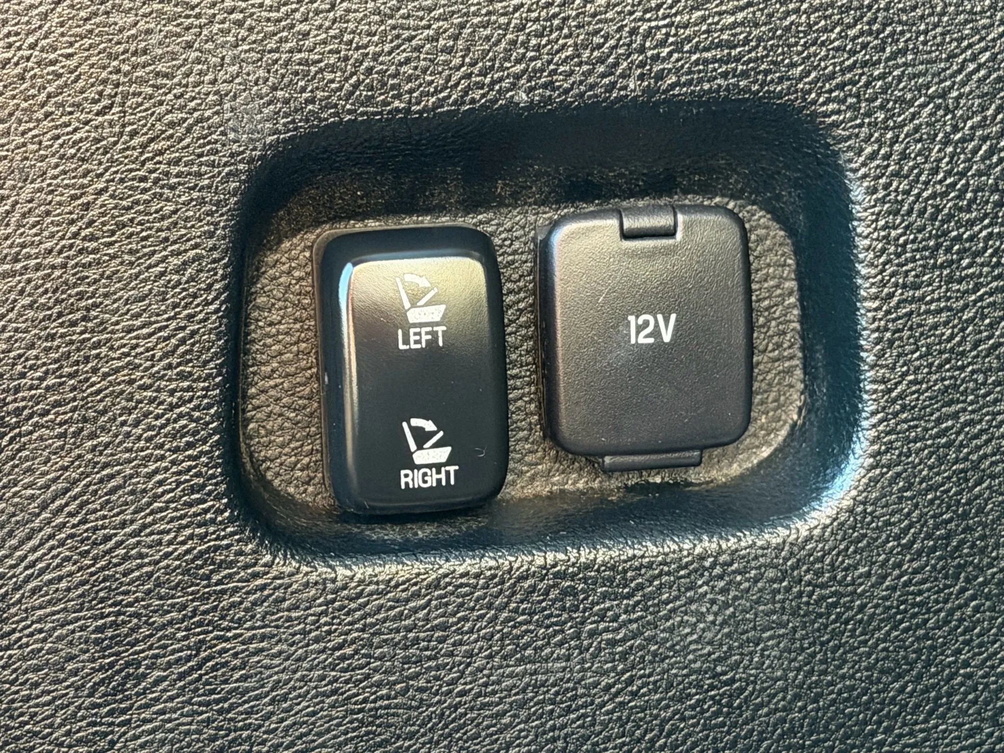 Used 2019 Ford Edge Titanium w/ Equipment Group 301A image 45