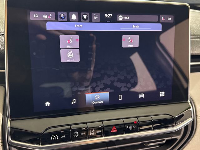 Used 2025 Jeep Compass Limited image 35