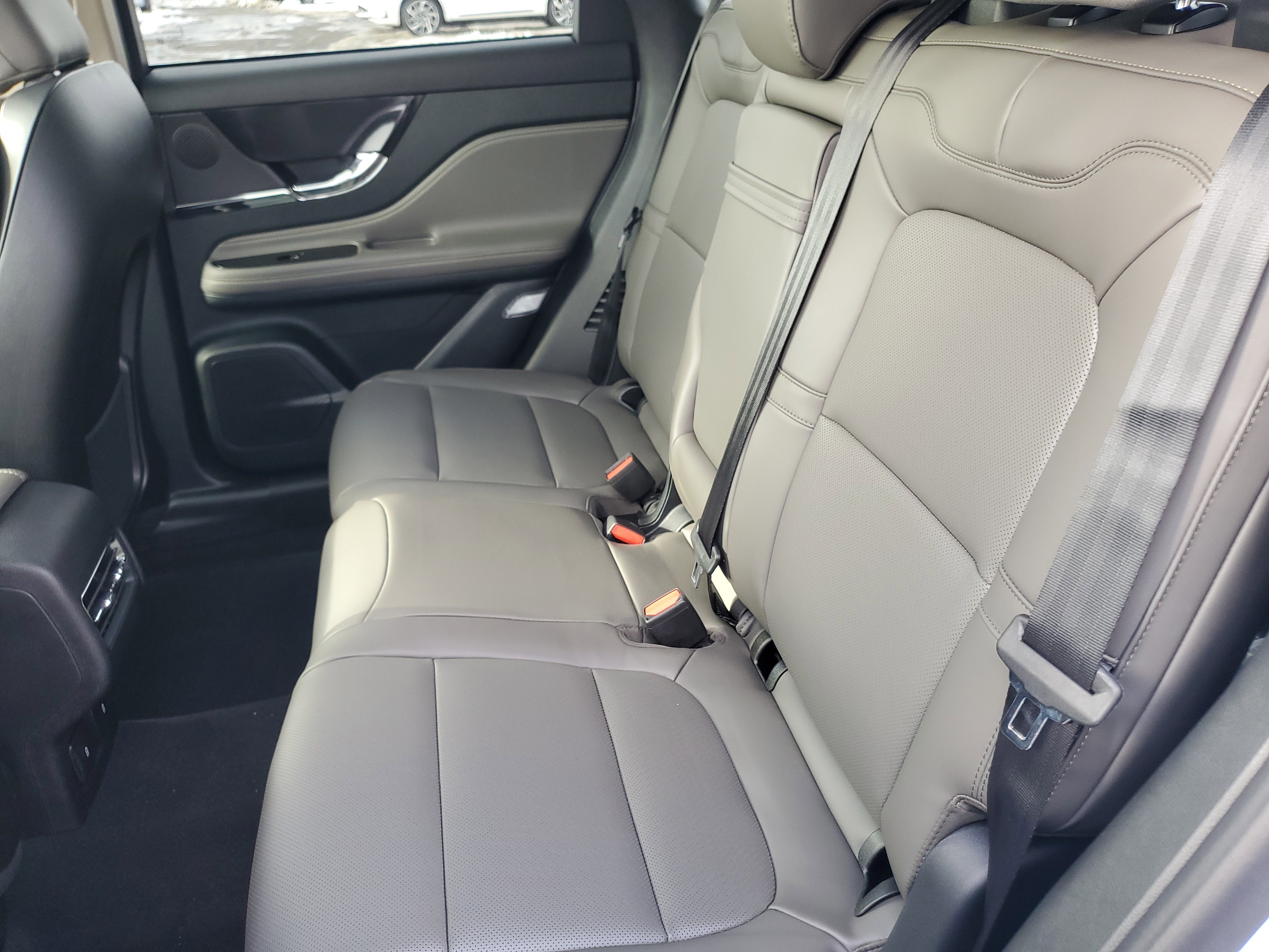 New 2026 Lincoln Corsair Premiere image 28