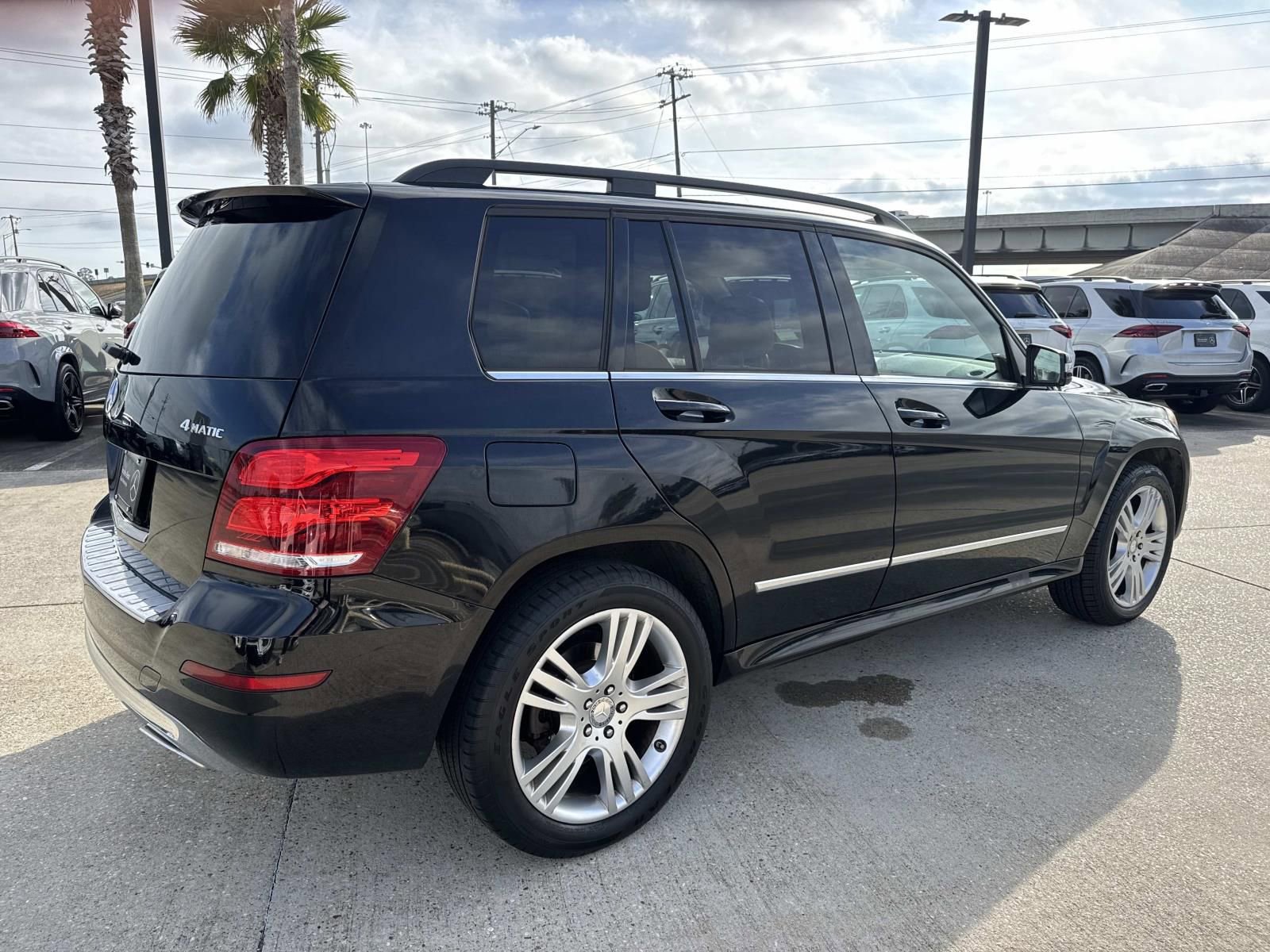 Used 2013 Mercedes-Benz GLK 350 4MATIC image 5