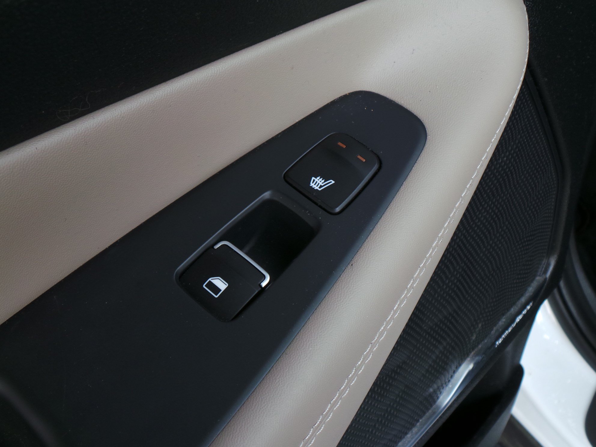 Used 2022 Hyundai Santa Fe Limited FWD image 35