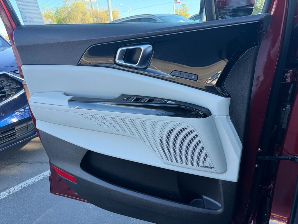 Used 2024 Kia Carnival SX Prestige image 13