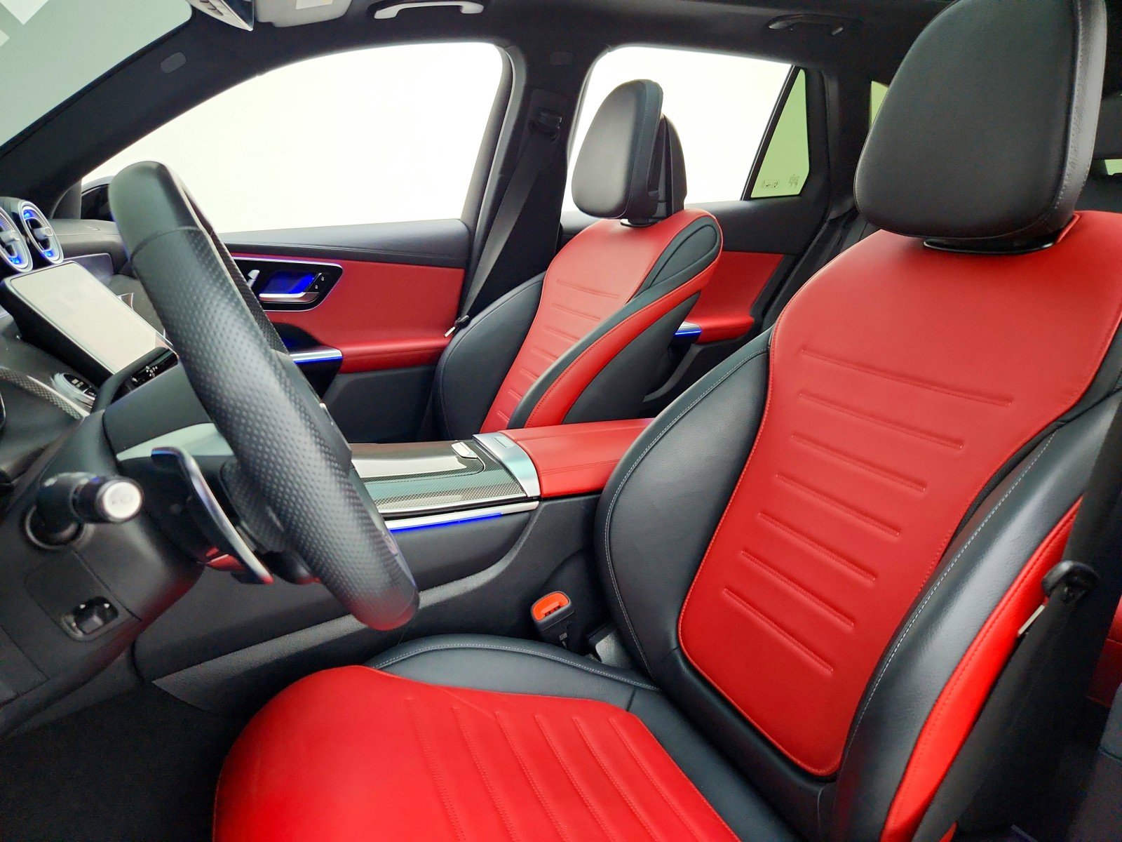 Certified 2024 Mercedes-Benz GLC 43 AMG 4MATIC image 17