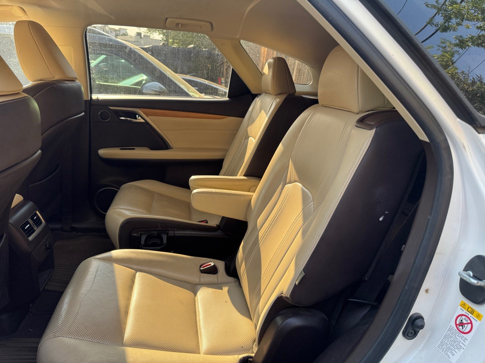 Used 2018 Lexus RX 450hL Premium w/ Premium Package AWD/4WD image 17