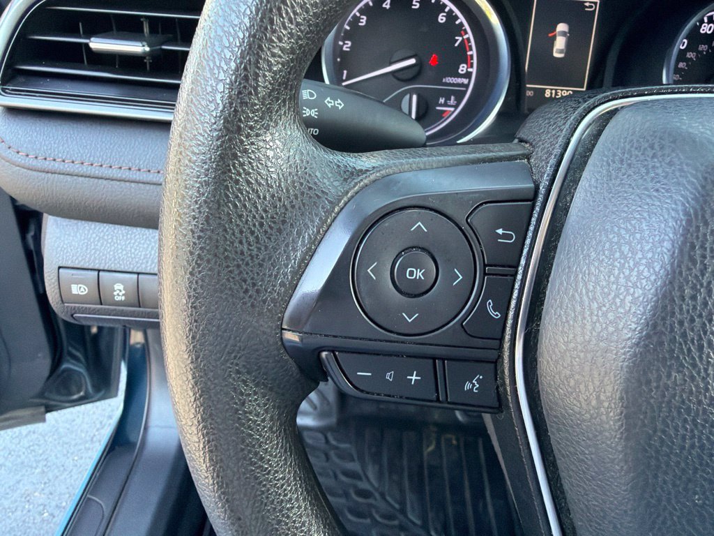Used 2020 Toyota Camry LE FWD image 19