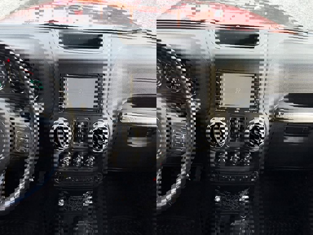 Used 2012 Jeep Wrangler Unlimited Sahara w/ Dual Top Group image 15