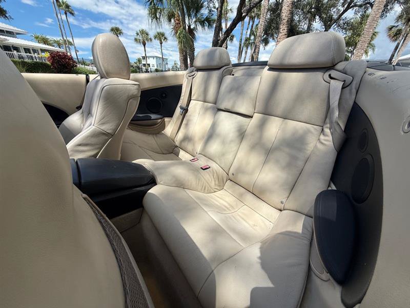 Used 2007 BMW 650i Convertible RWD image 10