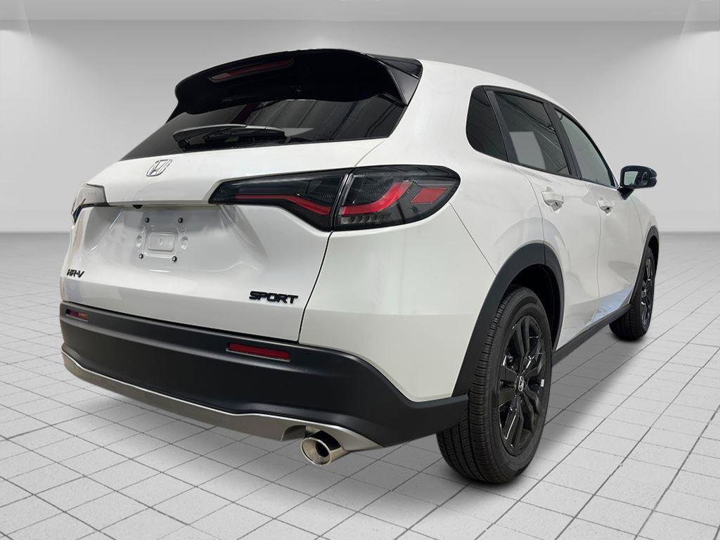 New 2026 Honda HR-V Sport image 5