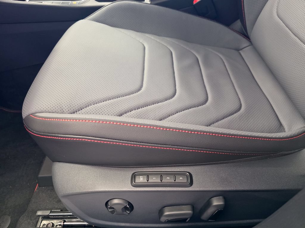 New 2026 Volkswagen Jetta GLI Autobahn FWD image 21