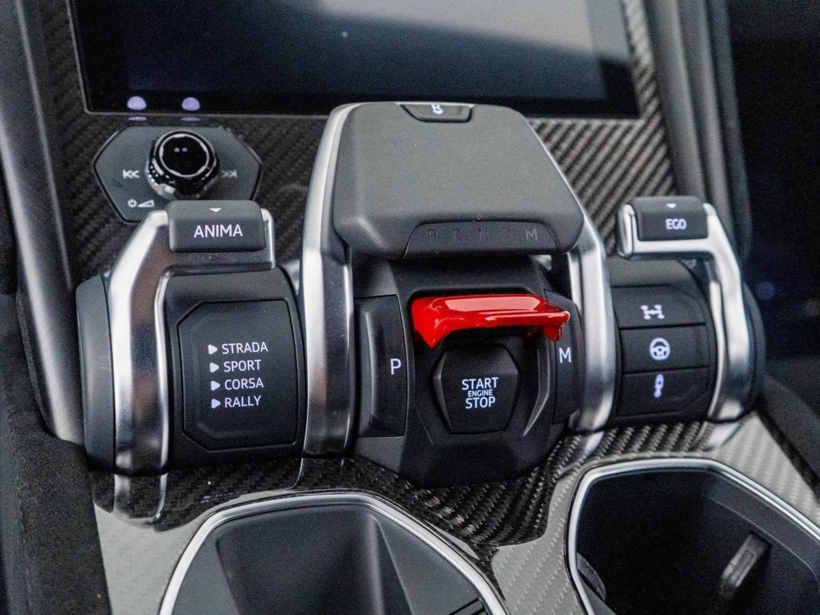 Used 2023 Lamborghini Urus Performante AWD/4WD image 45