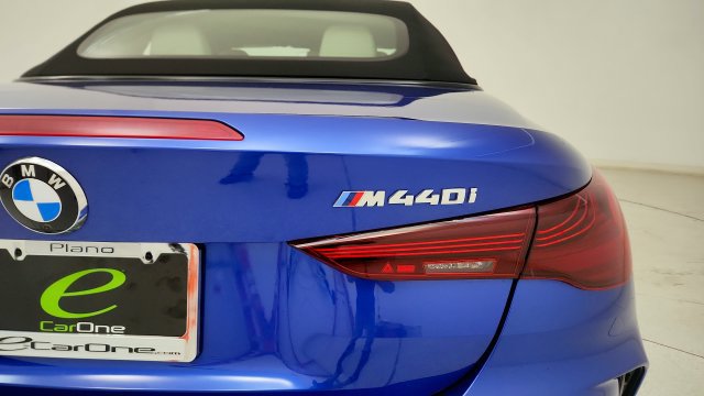 Used 2026 BMW M440i Convertible RWD image 28