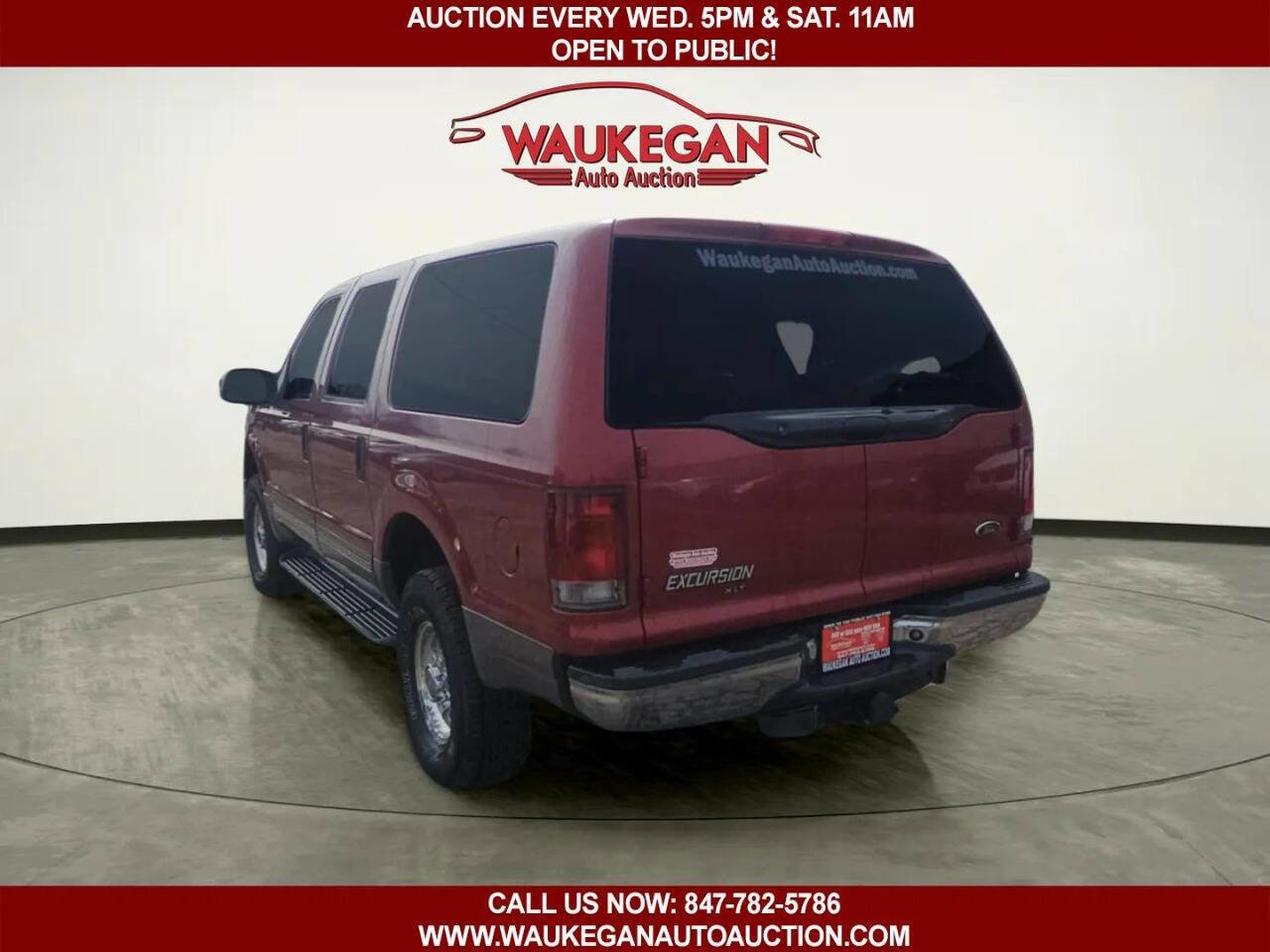 Used 2005 Ford Excursion XLT image 6