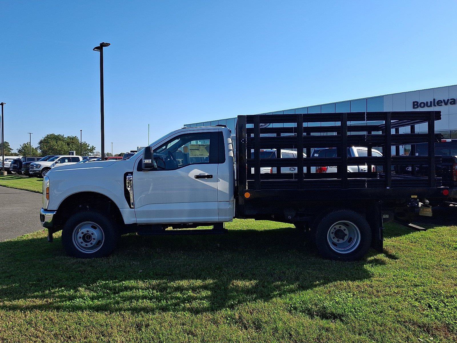 New 2024 Ford F350 XL w/ Snow Plow Prep Package AWD/4WD image 8