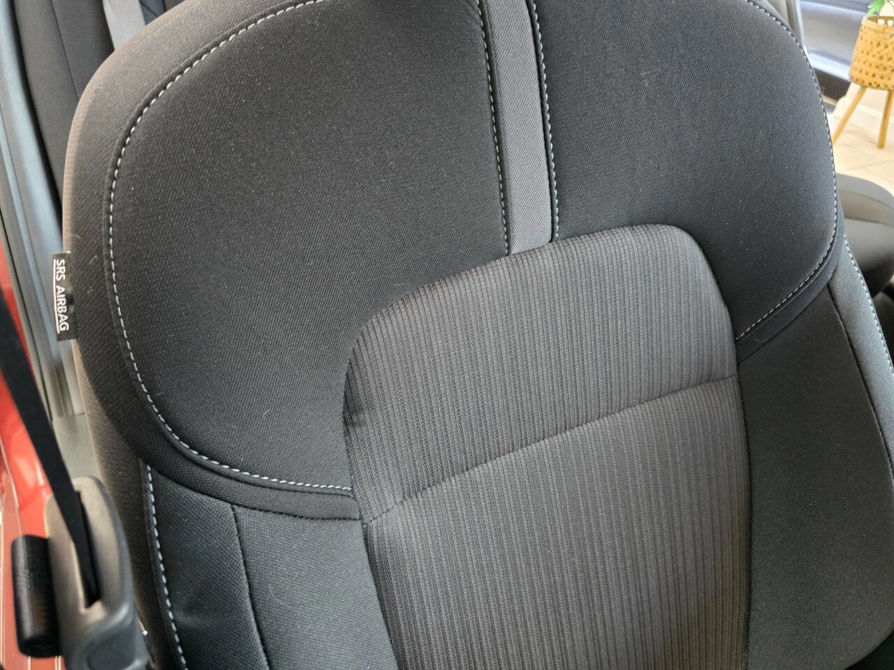 Used 2025 Nissan Sentra SV w/ All-Weather Package image 28