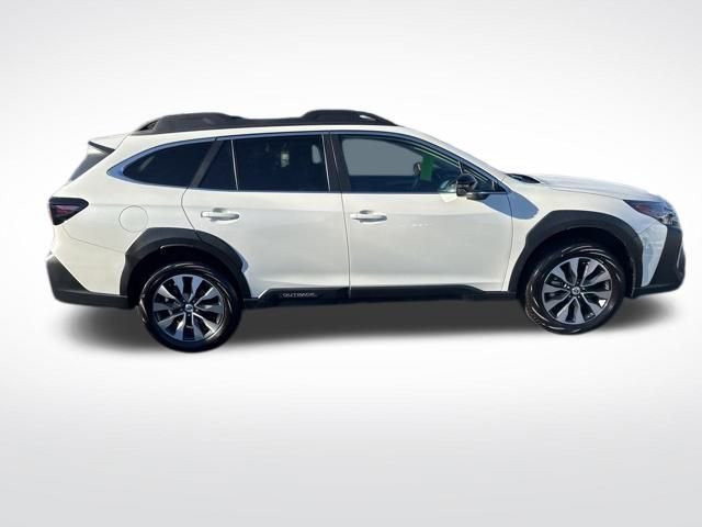 Used 2023 Subaru Outback Limited image 7