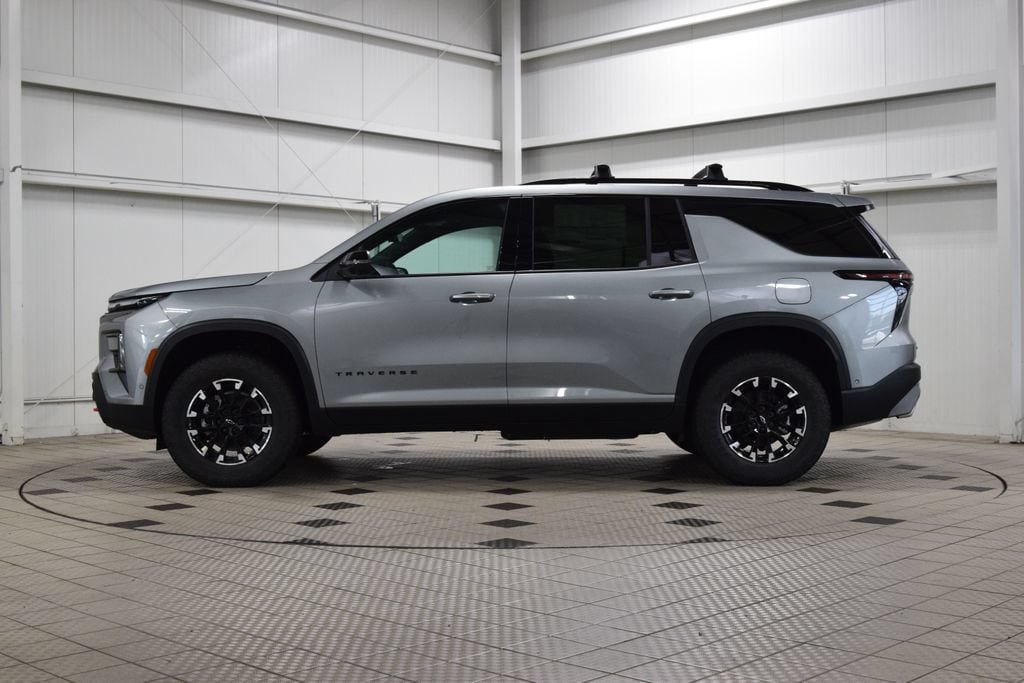 New 2026 Chevrolet Traverse Z71 w/ Enhanced Driving Package AWD/4WD image 4
