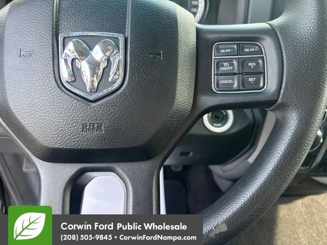 Used 2015 RAM 1500 Express RWD image 16