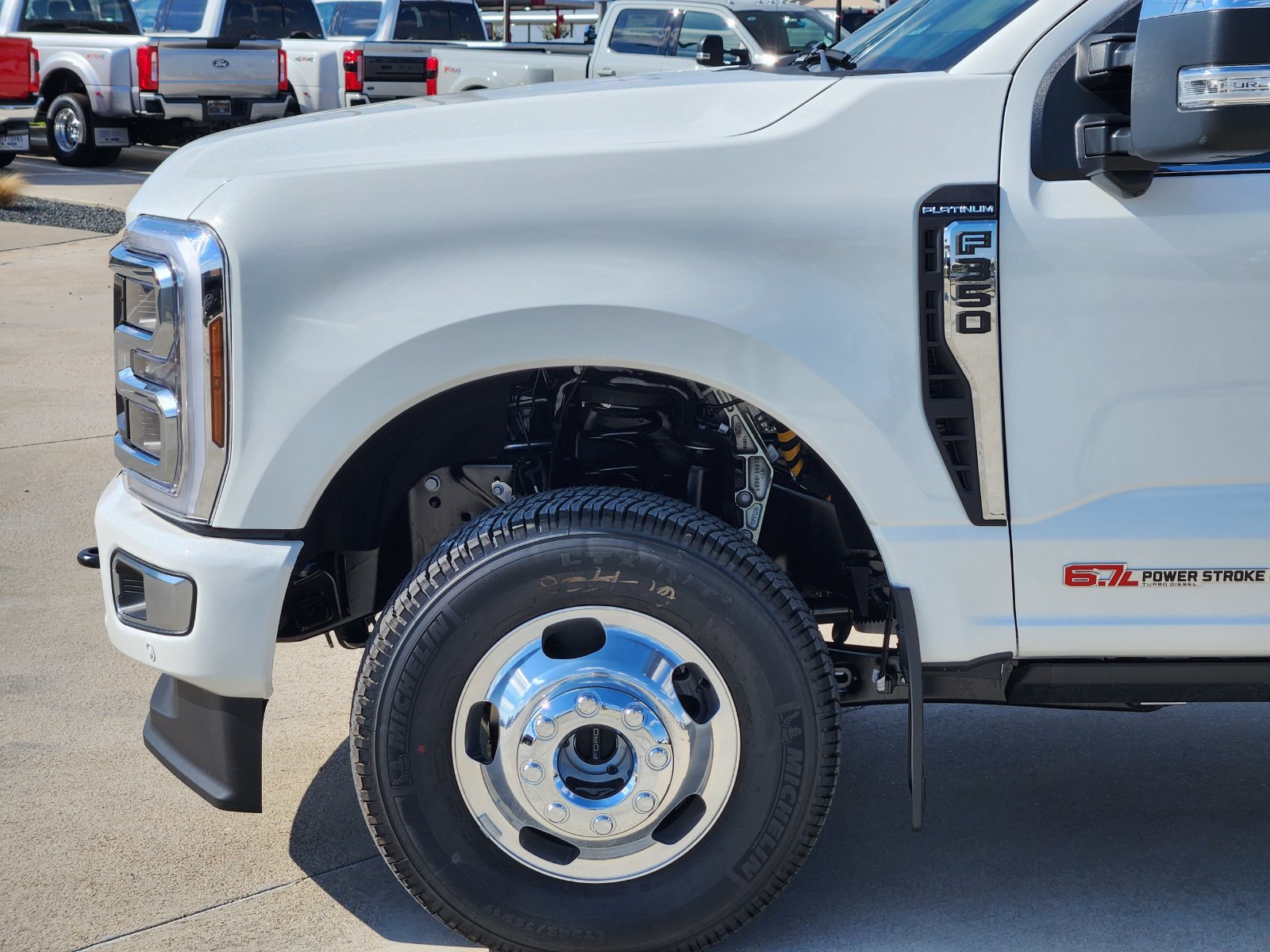 New 2027 Ford F350 Platinum w/ Platinum Plus Package AWD/4WD image 12