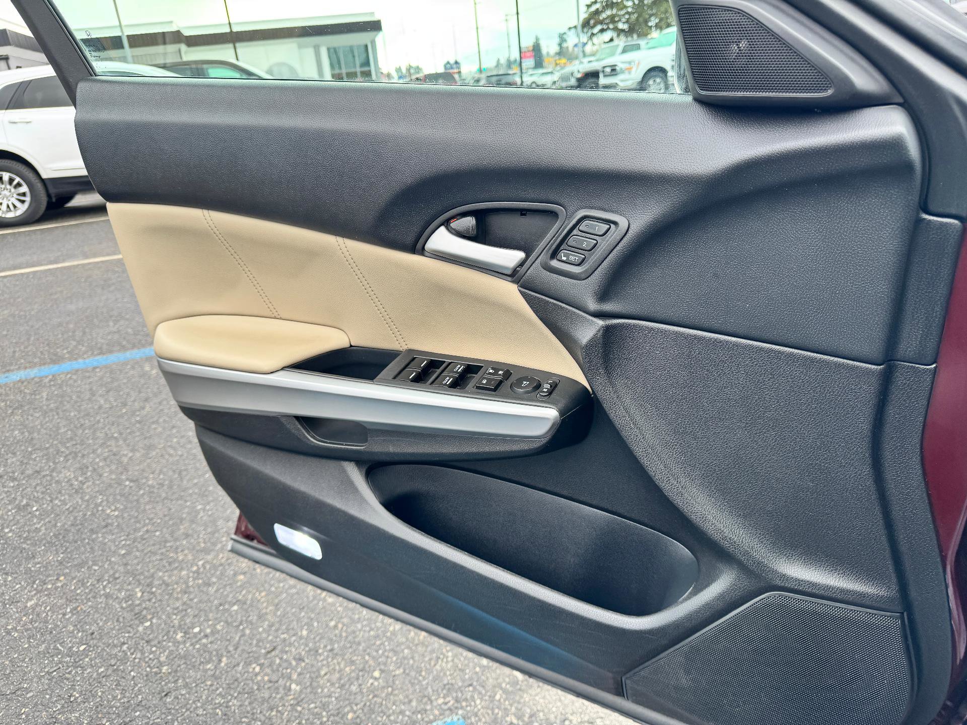 Used 2013 Honda Crosstour EX-L image 26