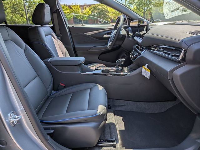 New 2026 Buick Envista Sport Touring w/ Convenience I Package FWD image 26