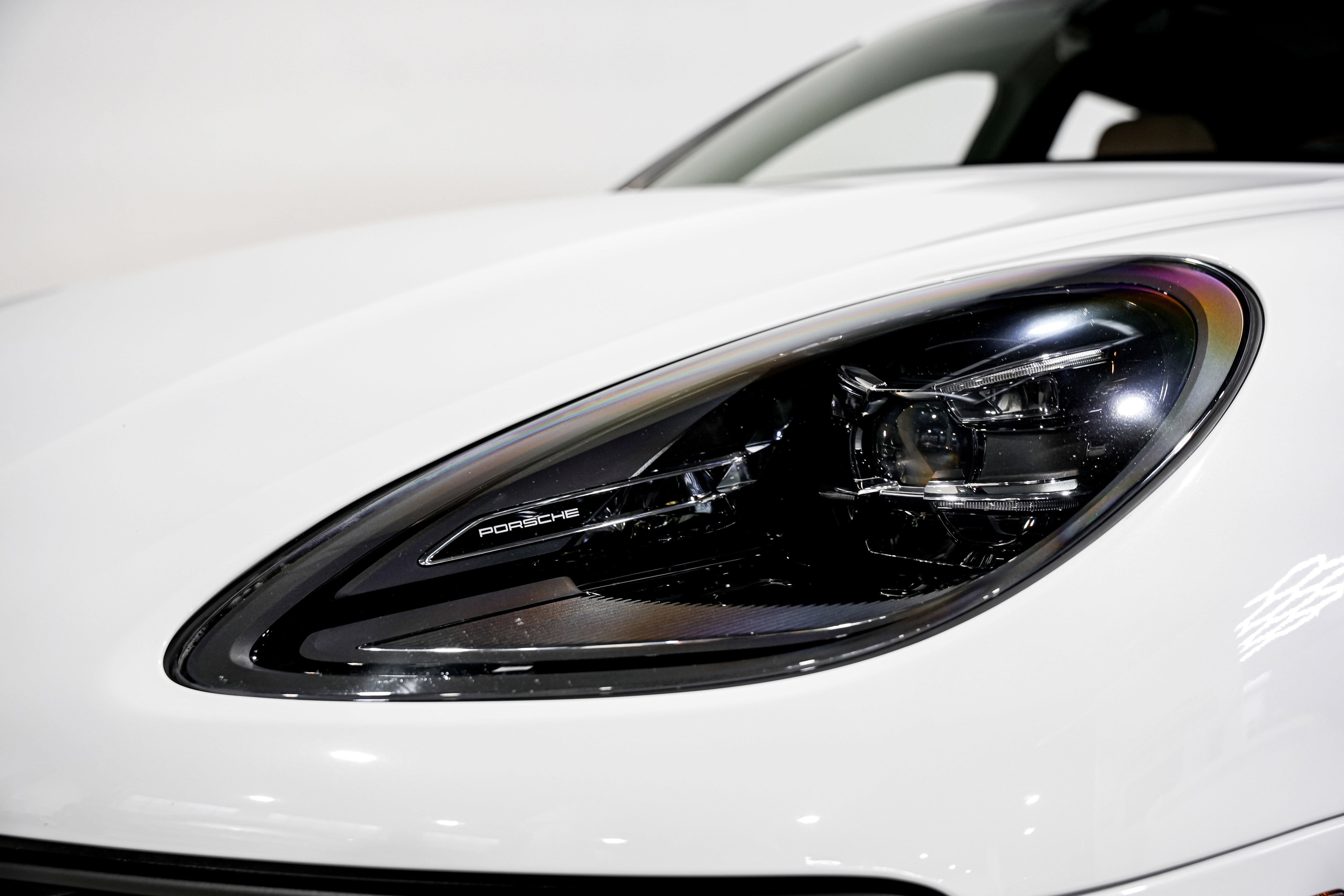 Used 2023 Porsche Macan S image 39