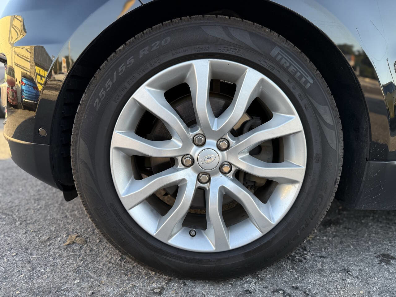 Used 2016 Land Rover Range Rover Sport HSE image 27