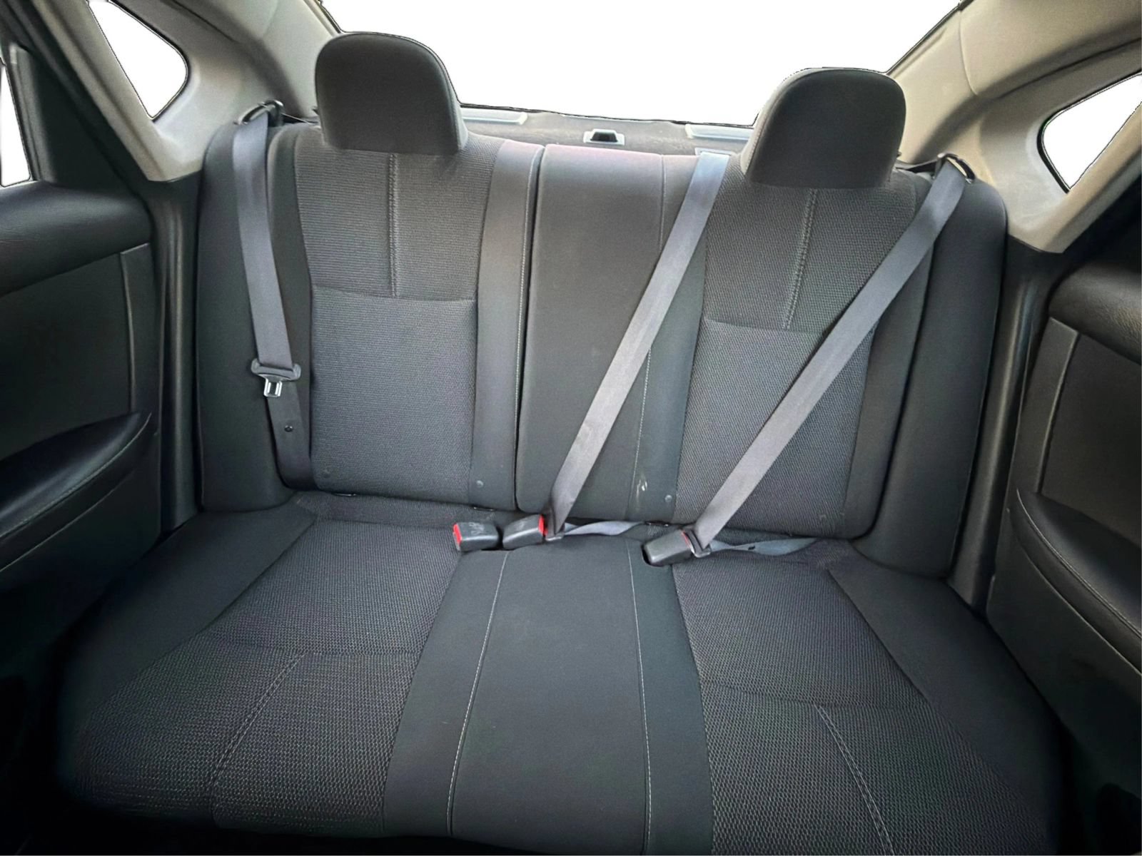 Used 2018 Nissan Sentra S w/ S Midnight Style Package FWD image 14