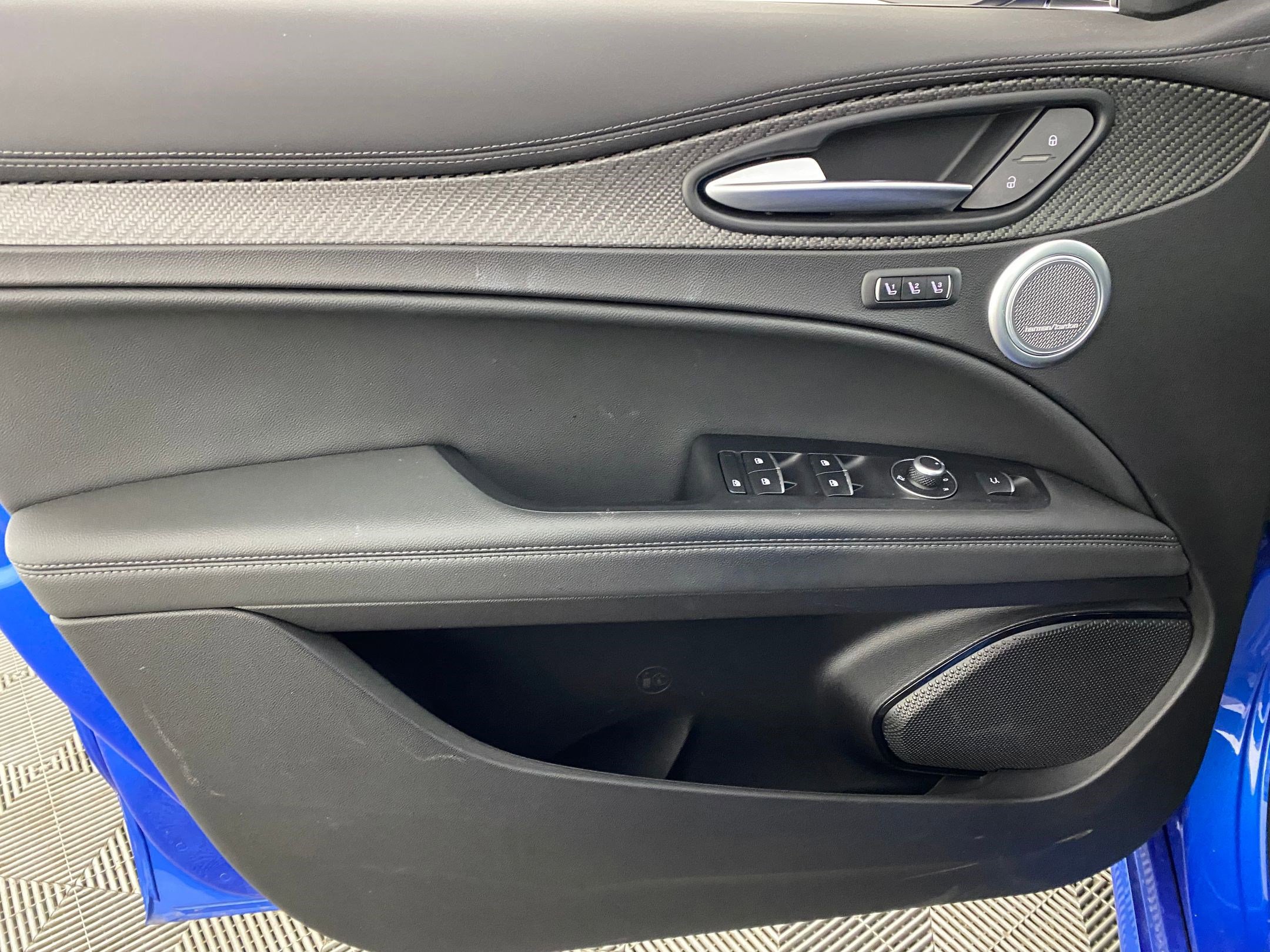 Used 2024 Alfa Romeo Stelvio Quadrifoglio w/ Active Assist Plus Package image 11