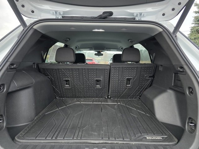 Used 2023 Chevrolet Equinox LT image 11