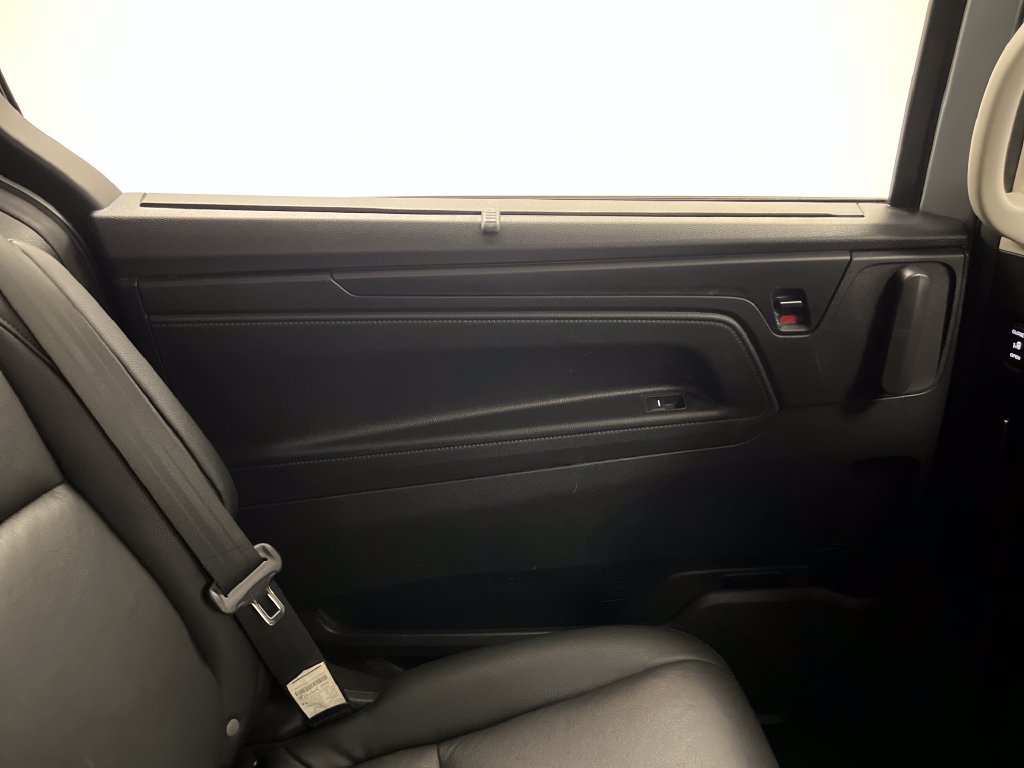 Used 2025 Honda Odyssey EX-L image 41