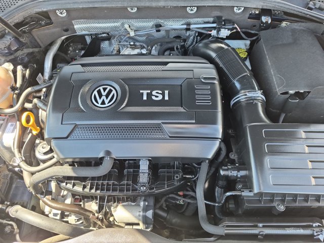 Used 2016 Volkswagen GTI SE w/ Lighting Package (SEL) FWD image 21
