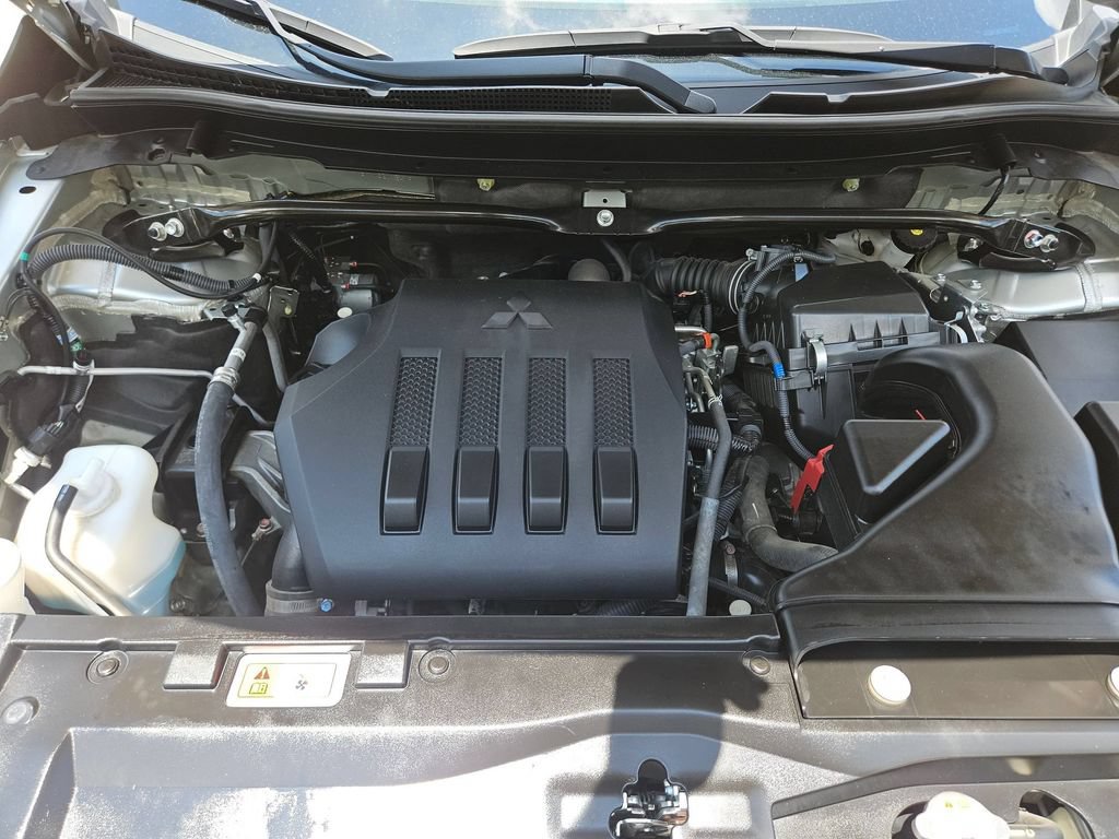 Used 2025 Mitsubishi Eclipse Cross SE AWD/4WD image 23