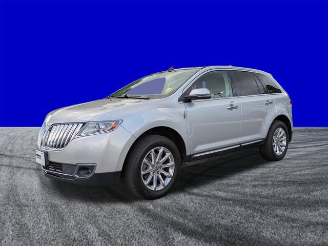 Used 2014 Lincoln MKX AWD w/ Equipment Group 102A image 8
