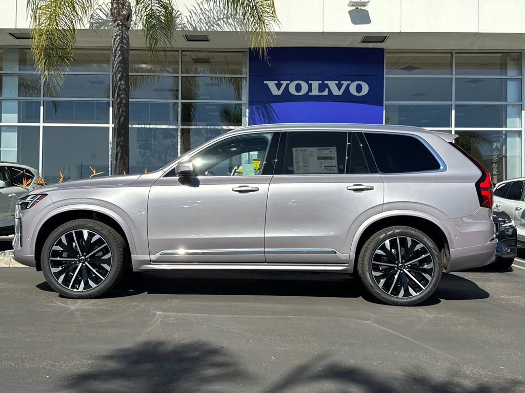 New 2026 Volvo XC90 B6 Plus w/ Protection Package Premier image 2